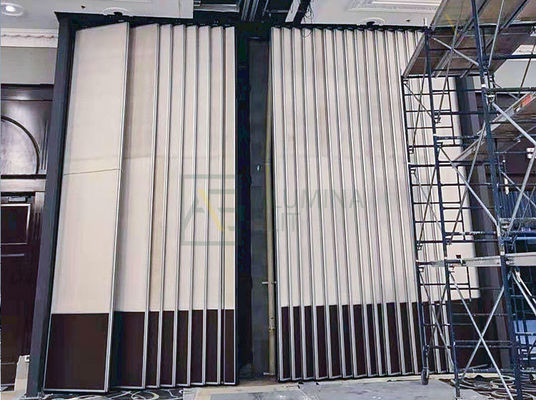 ভালো দাম 6061-টি 6 অ্যালুমিনিয়াম খাদ ফ্রেম এবং 56 ডিবি সাউন্ড আইসোলেশন সহ কাস্টমাইজযোগ্য অ্যাকোস্টিক পার্টিশন ওয়াল অনলাইন