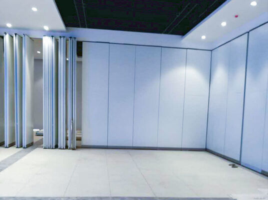 ভালো দাম Sliding Single Glazed Office Glass Partition Wall with Concealed Connections and Transparent Coloured Glass অনলাইন